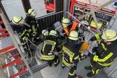 20250414_Schachtrettung-17